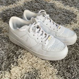 All White Nike Air Force One